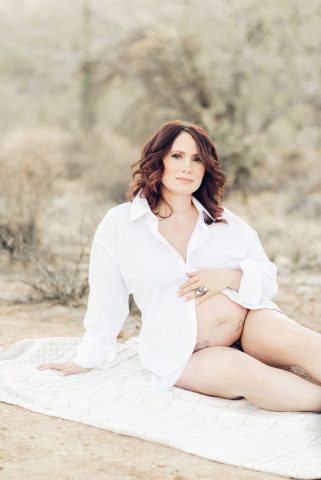 Maternity photo hair and makeup